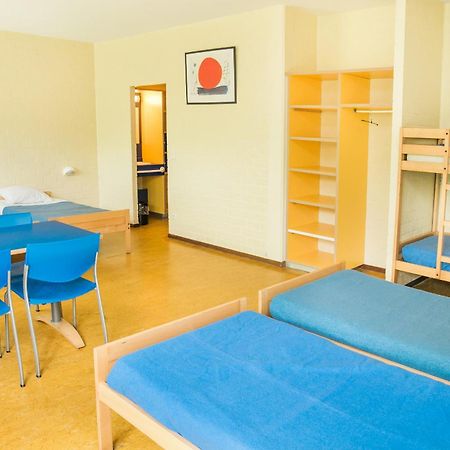 Jeugdherberg De Peerdevisser Oostduinkerke Bilik gambar