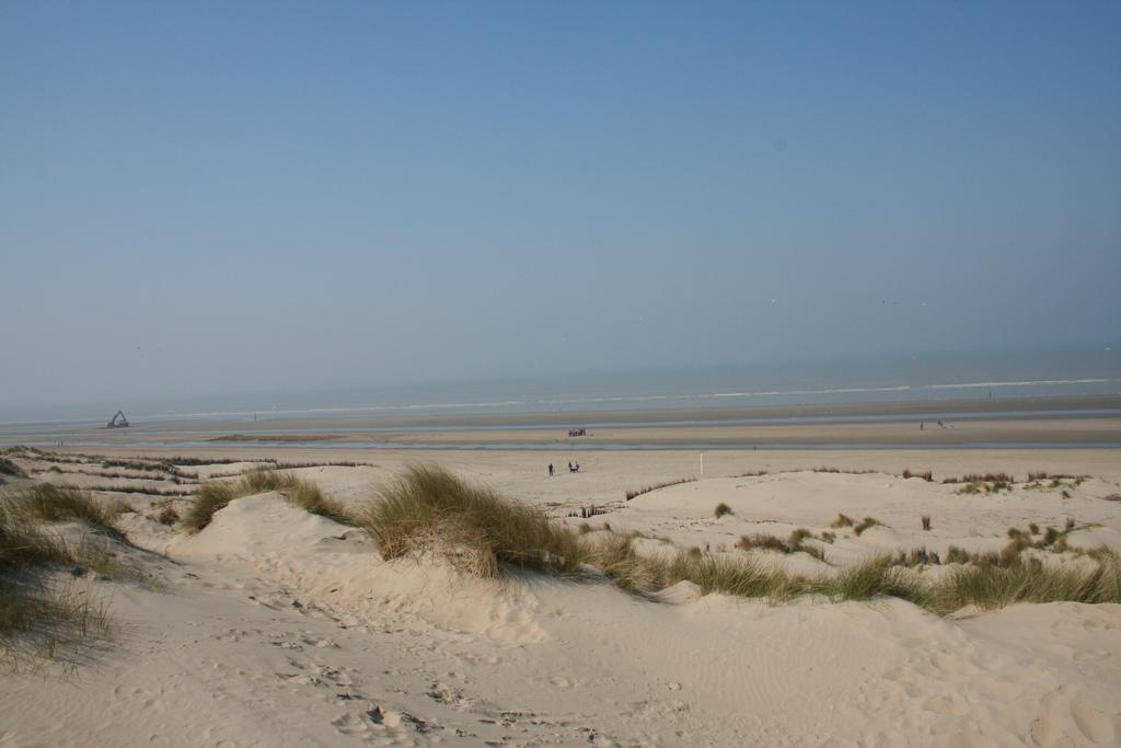 Jeugdherberg De Peerdevisser Oostduinkerke Luaran gambar