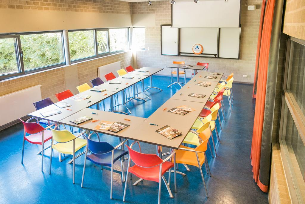Jeugdherberg De Peerdevisser Oostduinkerke Luaran gambar